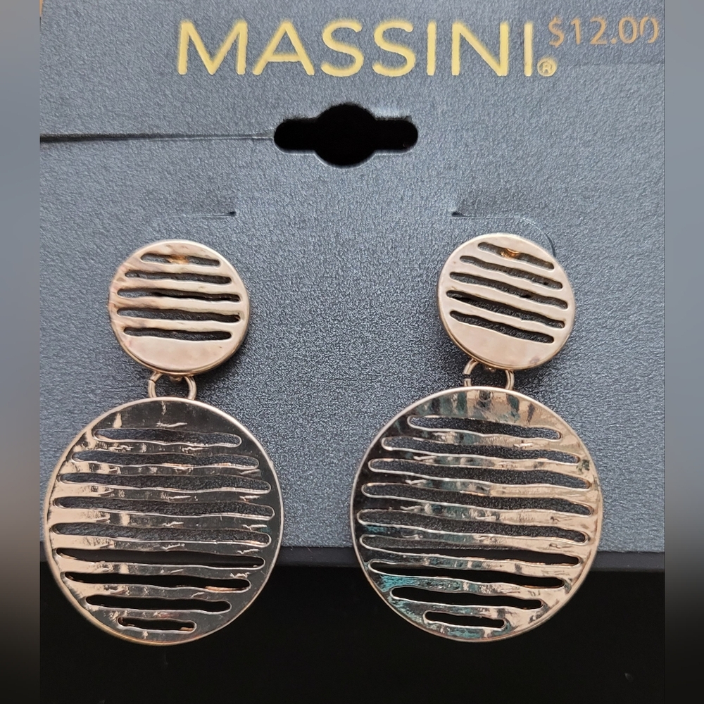 Circles Post earrings